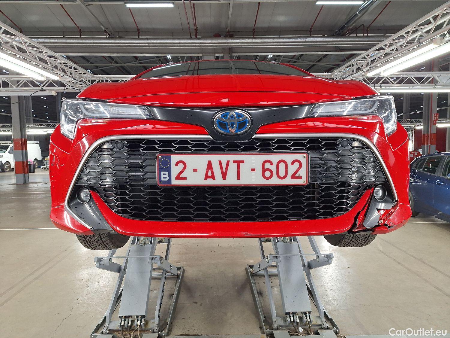  Toyota  Corolla Toyota,  TS '19, Toyota  Touring Sports 1.8 Hybrid Premium e #1