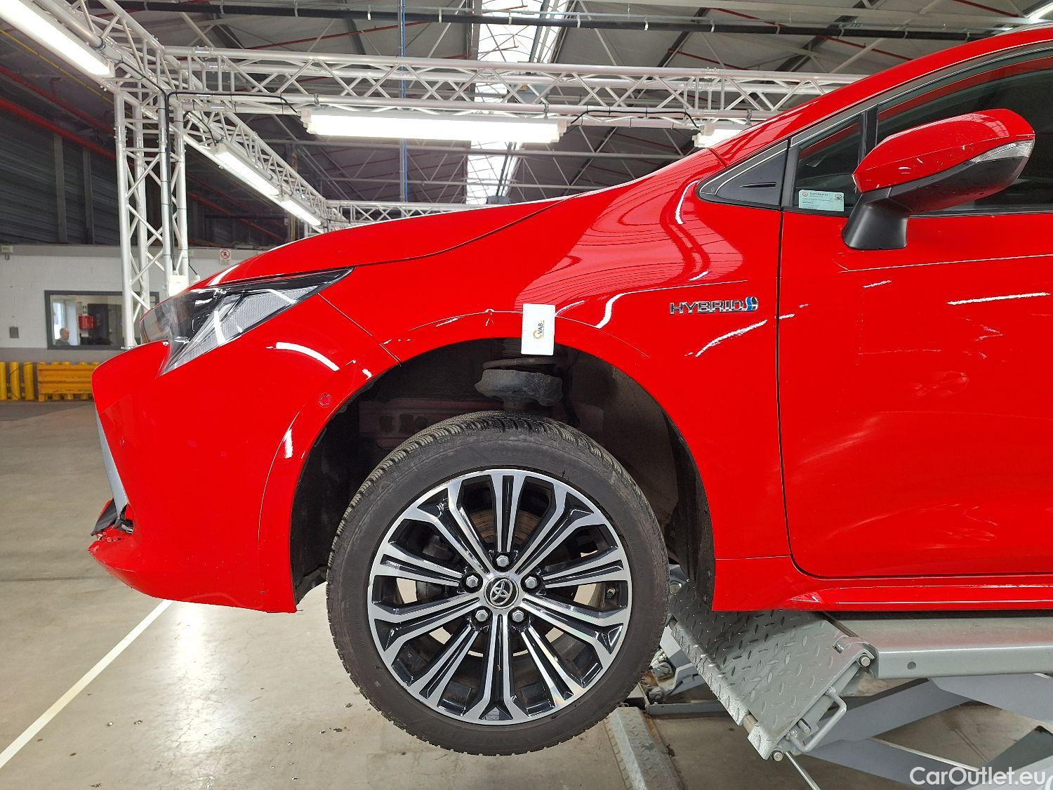  Toyota  Corolla Toyota,  TS '19, Toyota  Touring Sports 1.8 Hybrid Premium e #26