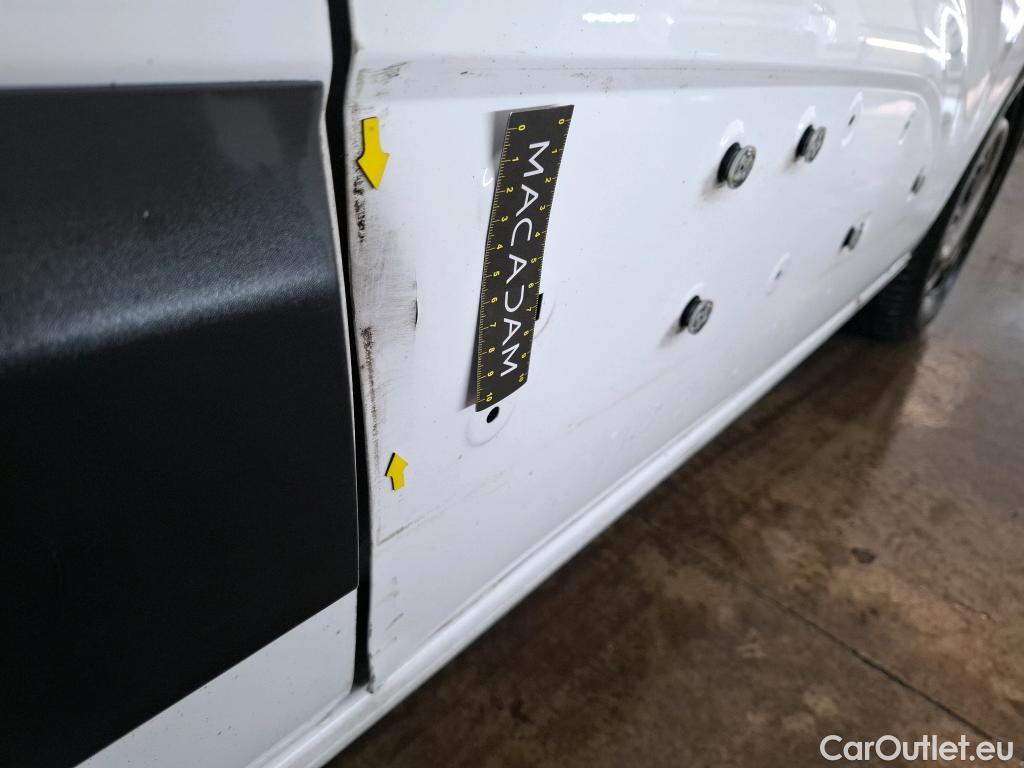  Citroen  Berlingo  Fourgon Club M 650 1.5 BlueHDi 75CV BVM5 E6dT #24