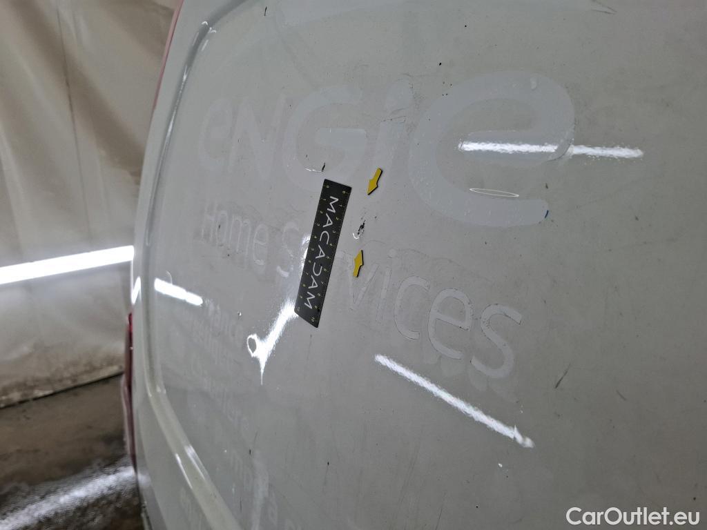  Citroen  Berlingo  Fourgon Club M 650 1.5 BlueHDi 75CV BVM5 E6dT #17