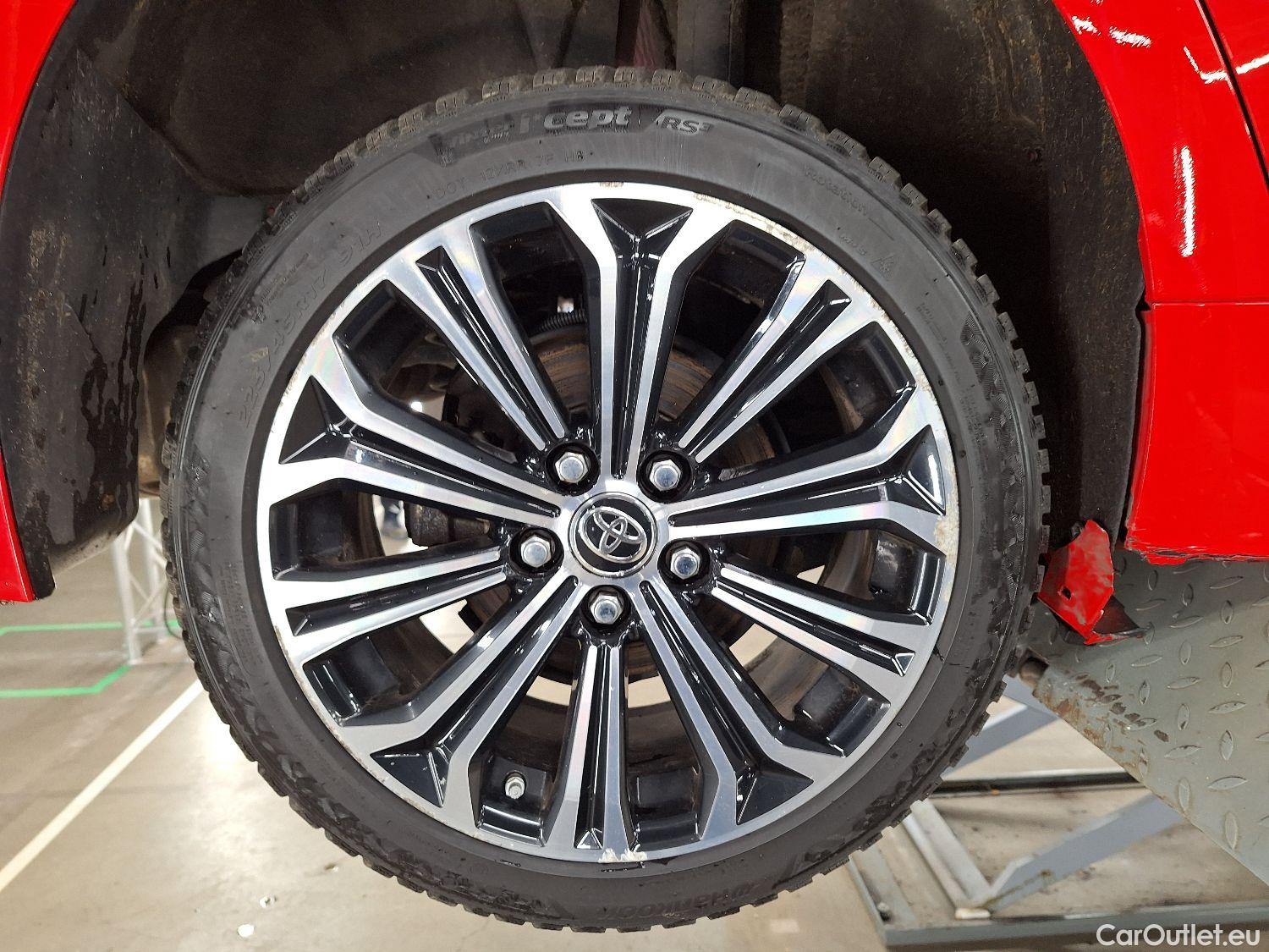  Toyota  Corolla Toyota,  TS '19, Toyota  Touring Sports 1.8 Hybrid Premium e #10