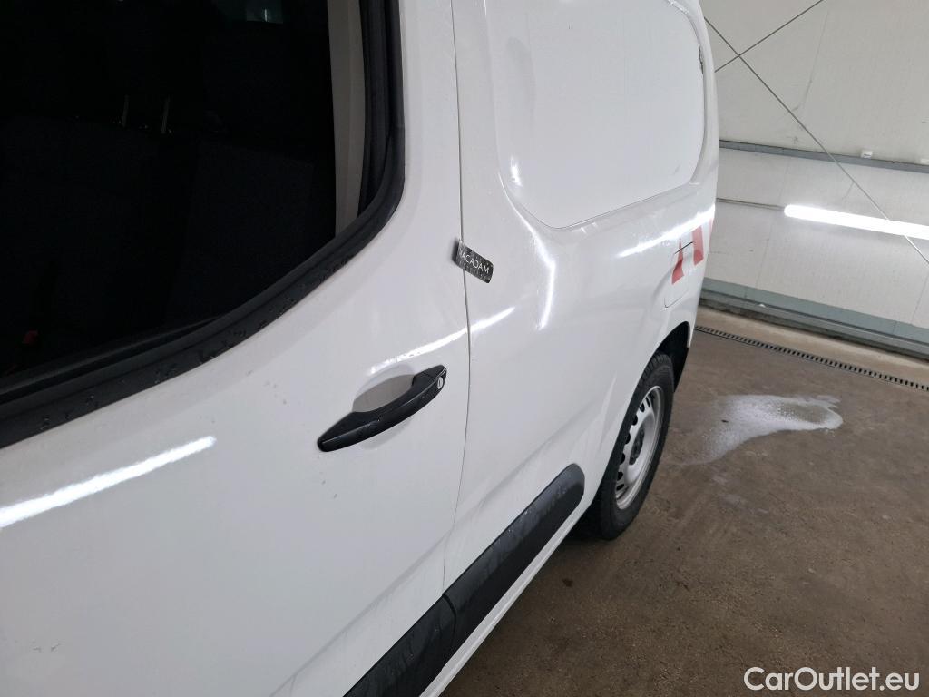  Citroen  Berlingo  Fourgon Worker M 1000 1.2 PureTech 130CV BVA8 E6d #10