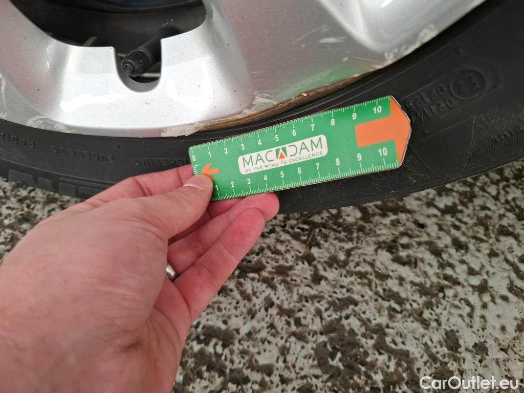  Citroen  C3  Société Feel Nav 1.2 PureTech 80CV BVM5 E6 #14