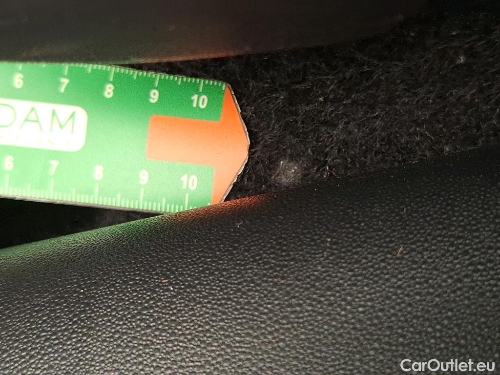  Citroen  C3  Société Feel 1.2 PureTech 80CV BVM5 E6d #8