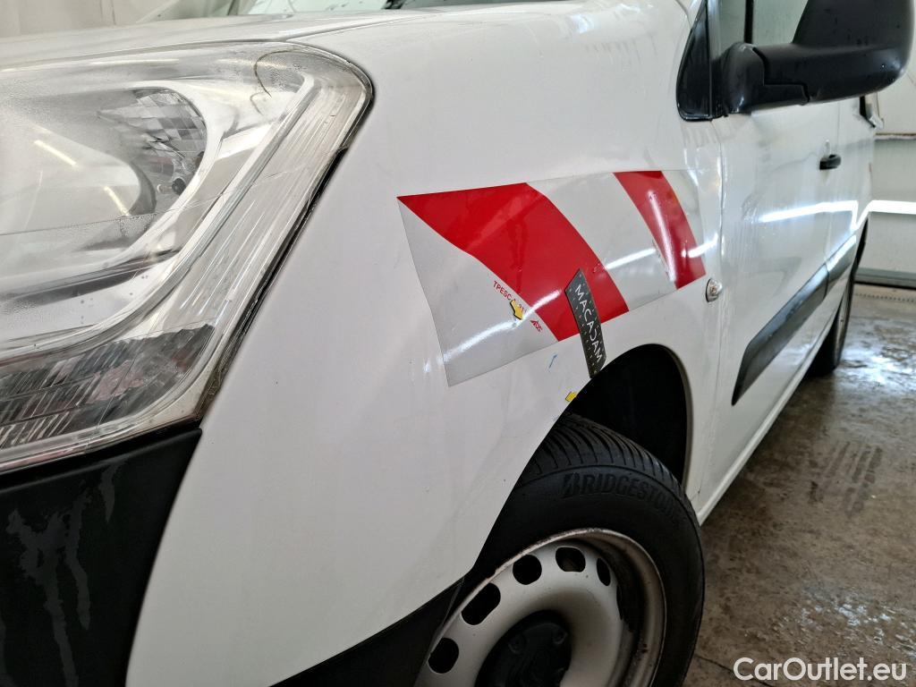  Citroen  Berlingo  Fourgon Club L1 (Court) 1.6 BlueHDi 100CV BVM5 E6 #24