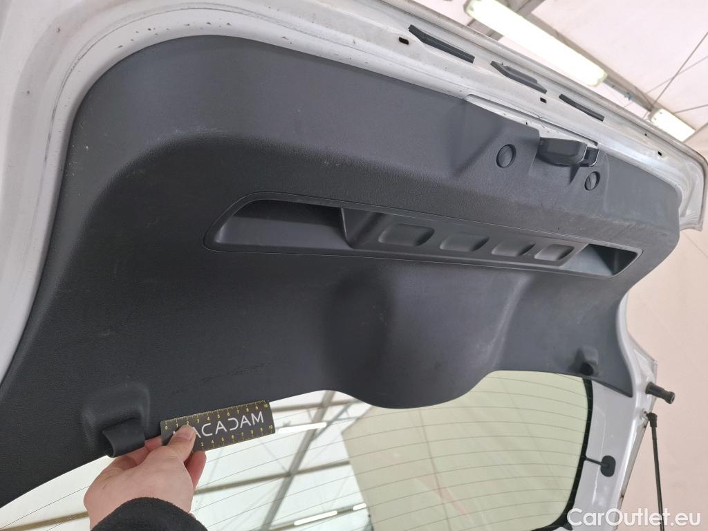  Citroen  C3 CITROEN  Société / 2016 / 5P / Berline PureTech 82 S&S BVM Feel #9