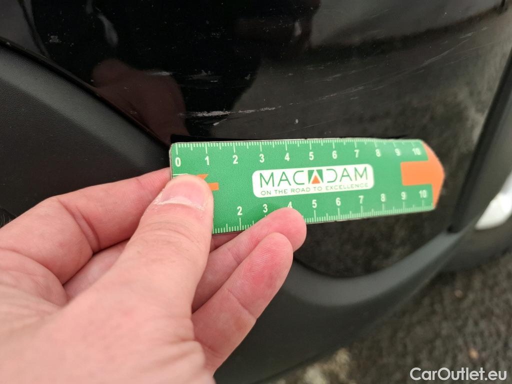  Citroen  C3  Société Feel Nav 1.2 PureTech 80CV BVM5 E6 #24