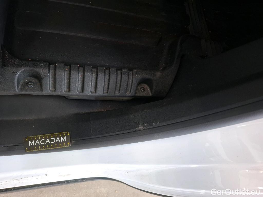  Citroen  C3  Société Feel 1.5 BlueHDI 100CV BVM5 E6dT #1