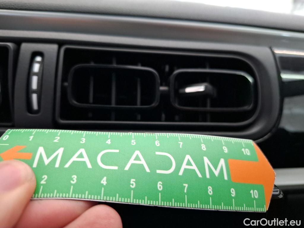  Citroen  C3  Société Feel Nav 1.2 PureTech 80CV BVM5 E6 #20