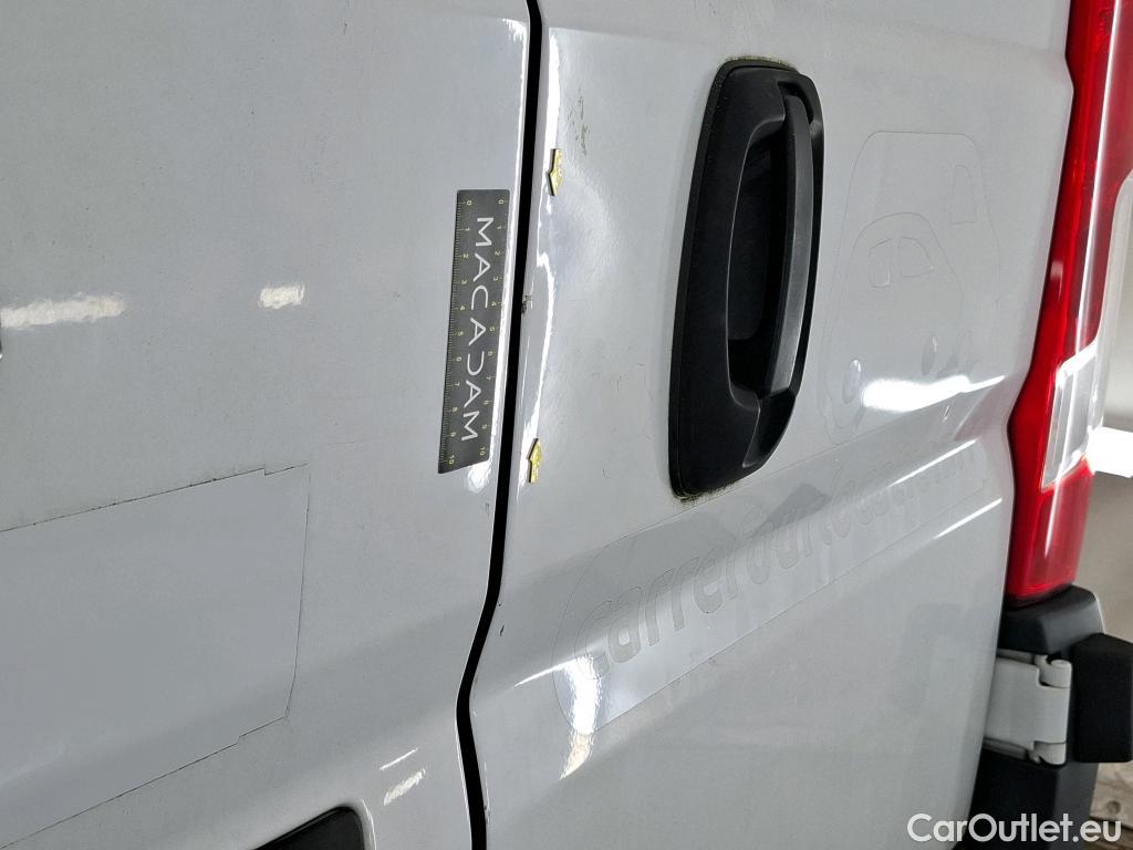  Fiat  Ducato FIAT   2014  4P  Fourgon tôlé Maxi 35 XL H2 23 Mjet 140 Pack Pro Nav #24