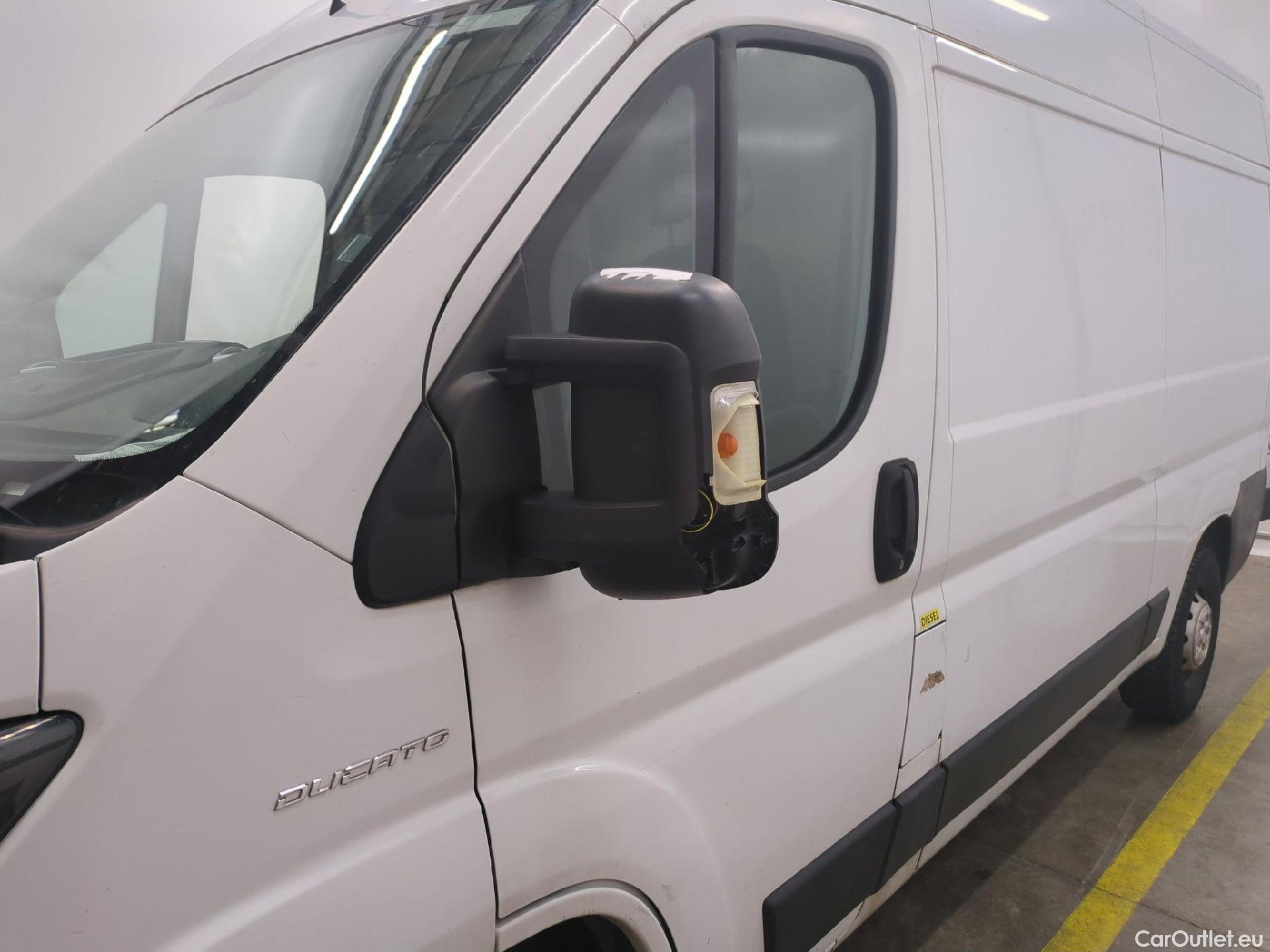  Fiat  Ducato FIAT  / 2014 / 4P / Fourgon tôlé 3.0 M H2 2.3 Multijet 120 Pack Pro Nav #12