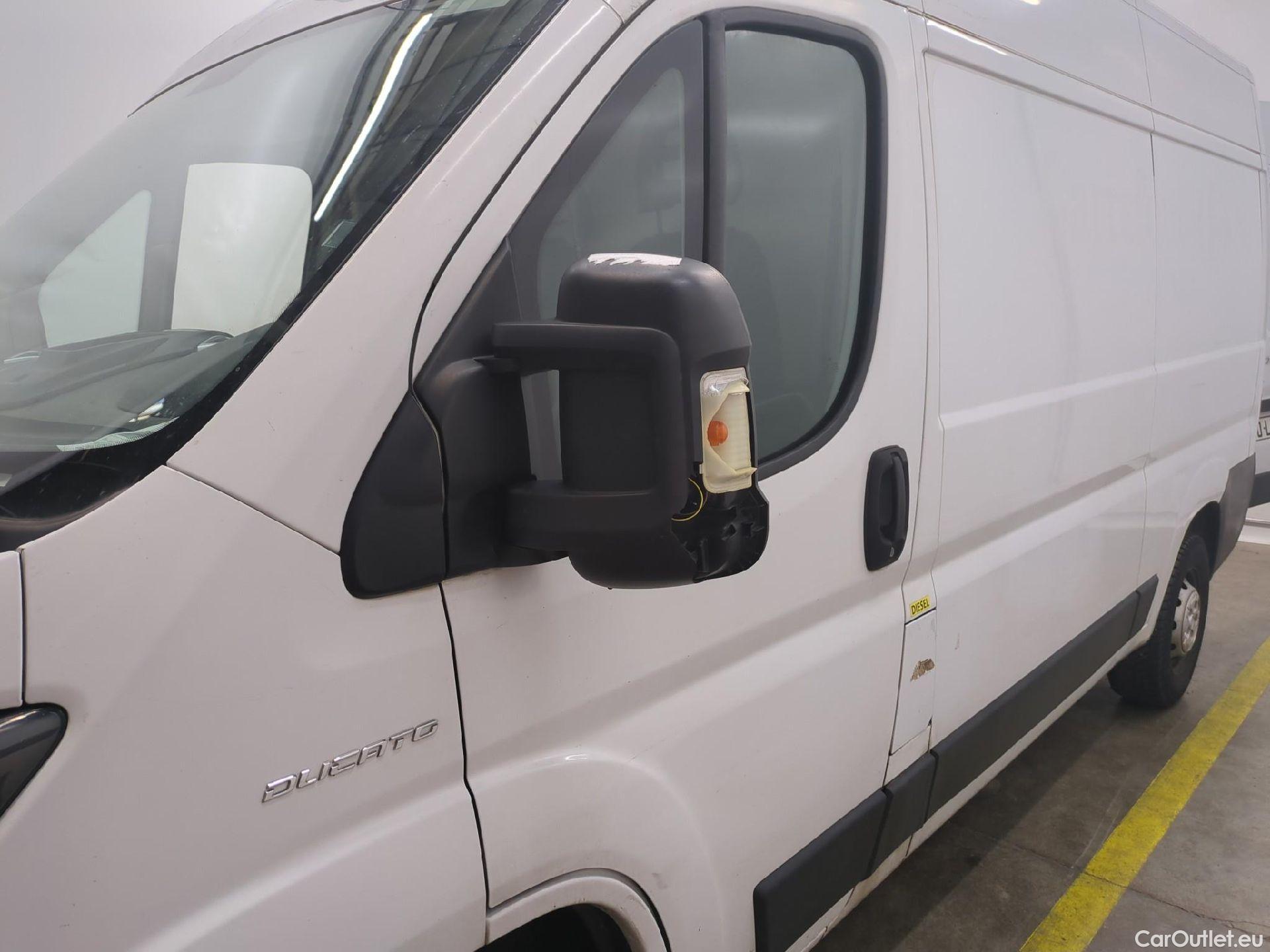  Fiat  Ducato FIAT  / 2014 / 4P / Fourgon tôlé 3.0 M H2 2.3 Multijet 120 Pack Pro Nav #15