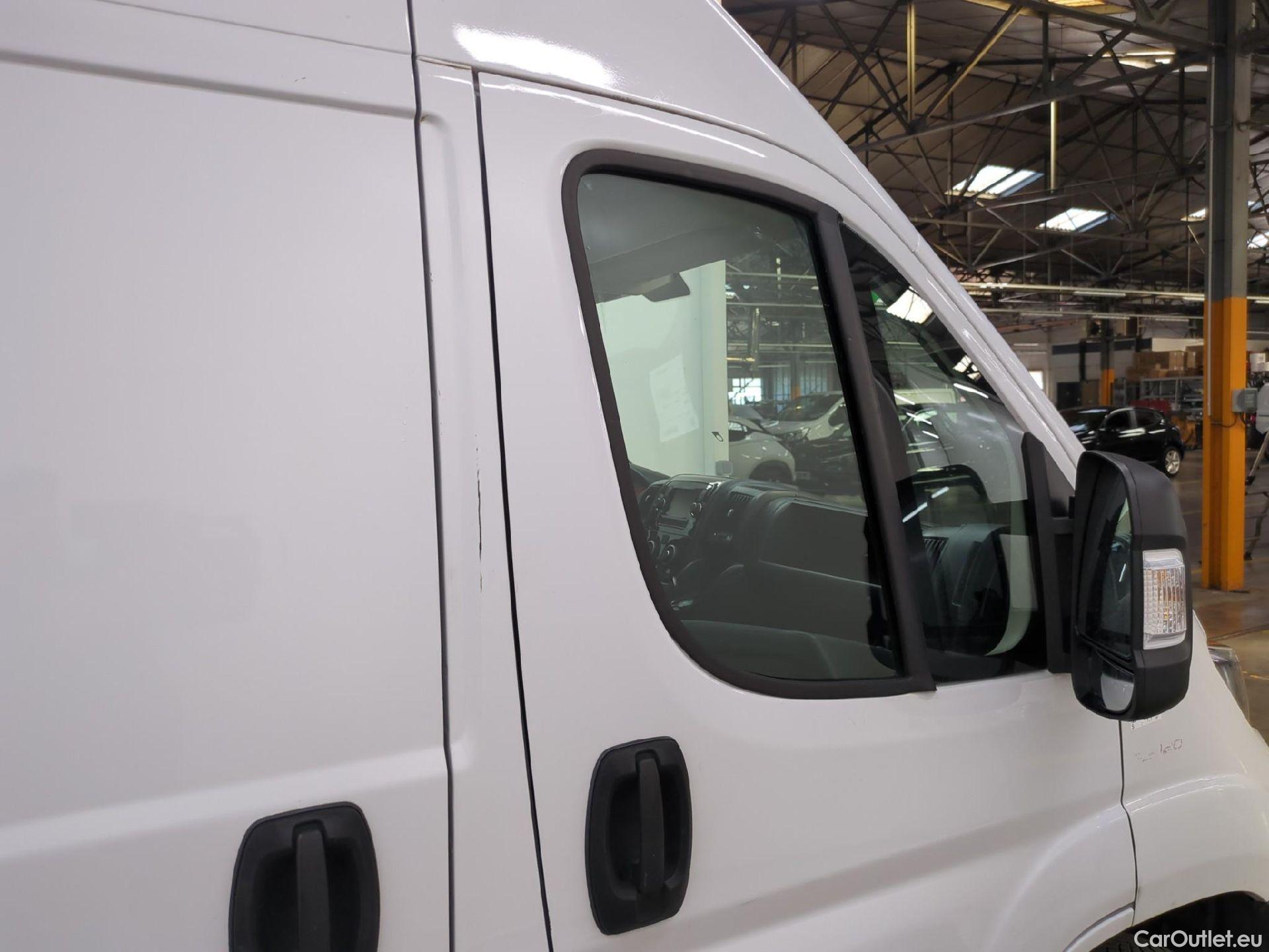  Fiat  Ducato FIAT  / 2014 / 4P / Fourgon tôlé 2.3 Multijet 120 3.0 M H2 Business #32