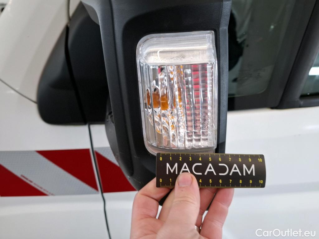  Land Rover  Discovery CITROEN Jumper Châssis Cabine DC/2019/4P/CDC &35 L3 BlueHDi 120 S&S BVM6 Control #35