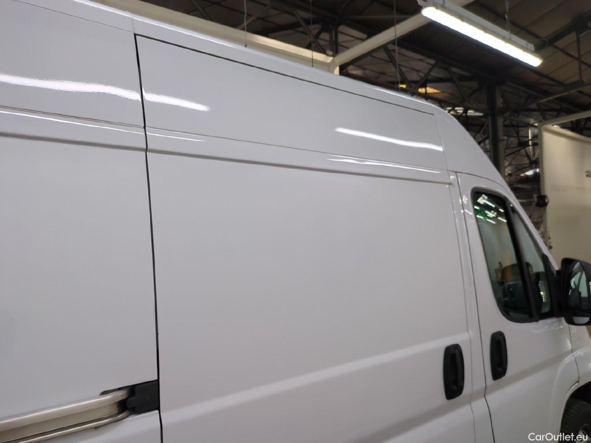  Fiat  Ducato FIAT  / 2014 / 4P / Fourgon tôlé 2.3 Multijet 120 3.0 M H2 Business #37