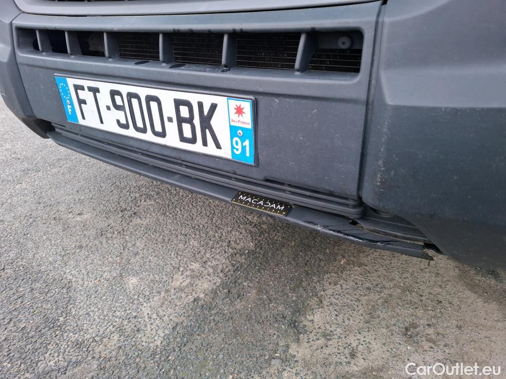  Fiat  Ducato FIAT  SC  2014  2P  Châssis cabine 35 L 23 Multijet 140 Pack Pro Nav #35