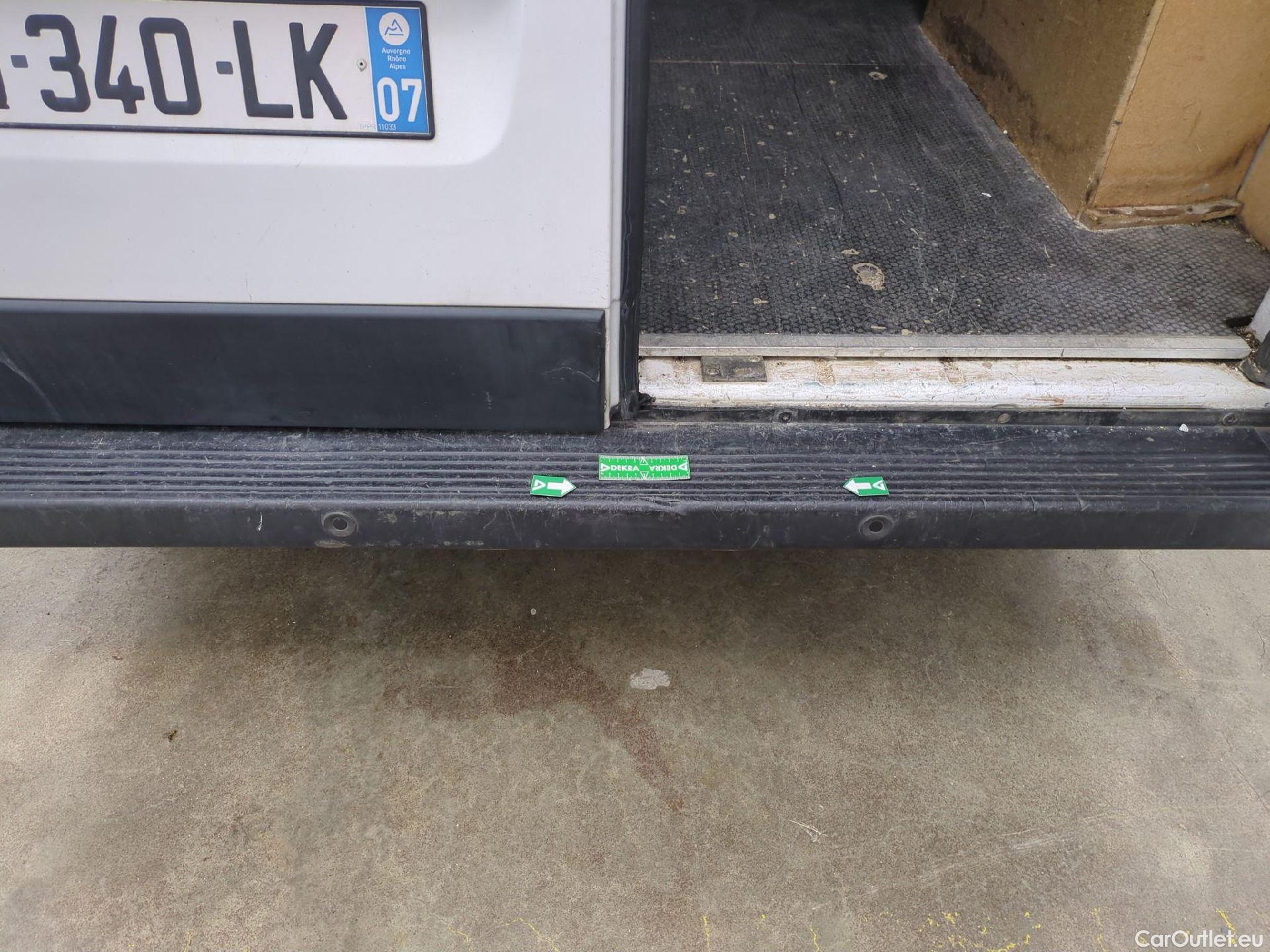  Fiat  Ducato FIAT  / 2014 / 4P / Fourgon tôlé 3.0 M H2 2.3 Multijet 120 Pack Pro Nav #37