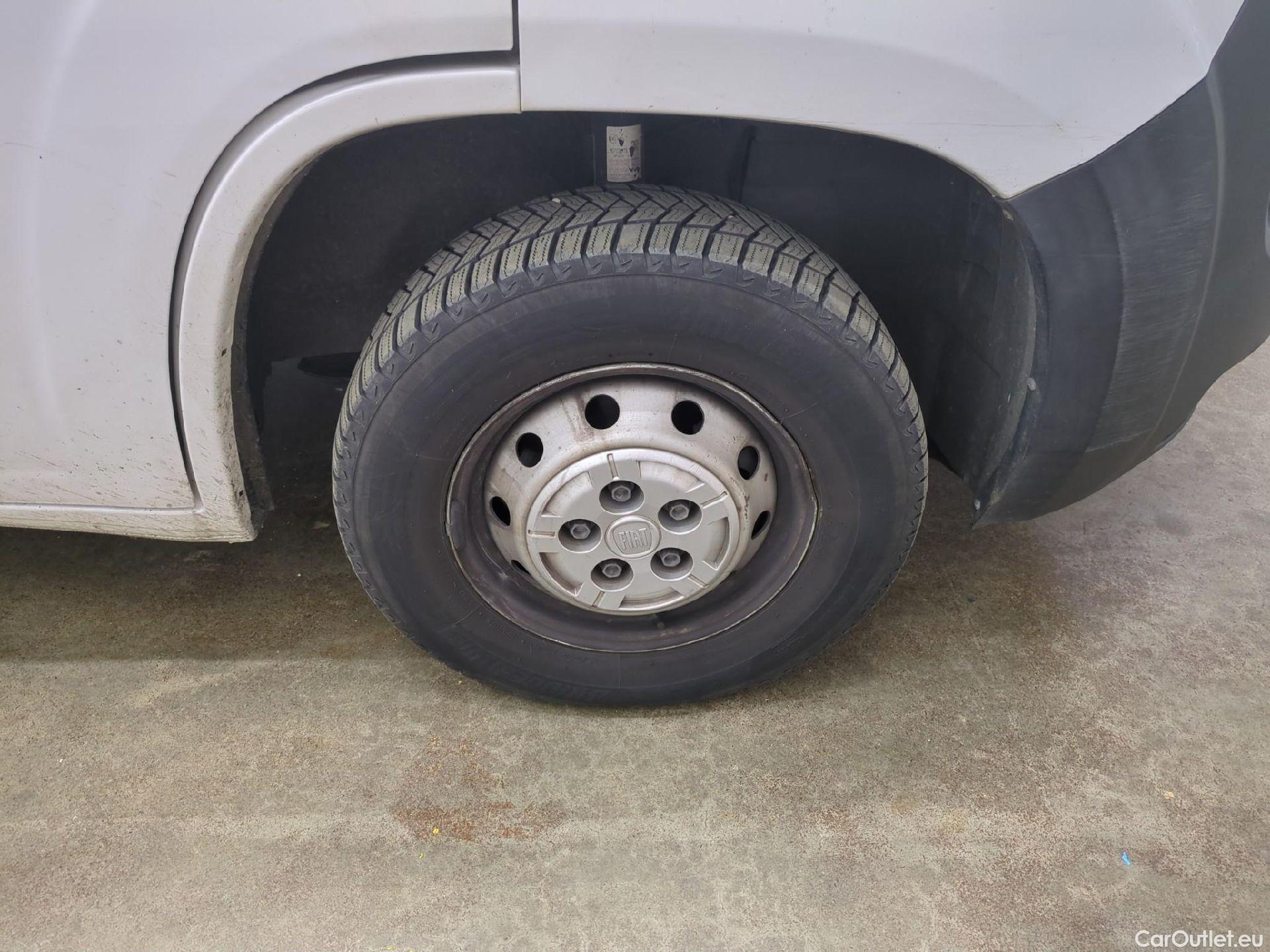  Fiat  Ducato FIAT  / 2014 / 4P / Fourgon tôlé 3.0 M H2 2.3 Multijet 120 Pack Pro Nav #4