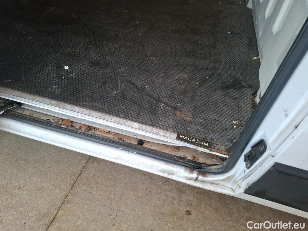  Fiat  Ducato FIAT   2014  4P Fourgon tôlé 30 M H2 23 Multijet 120 Pack Pro Nav #7