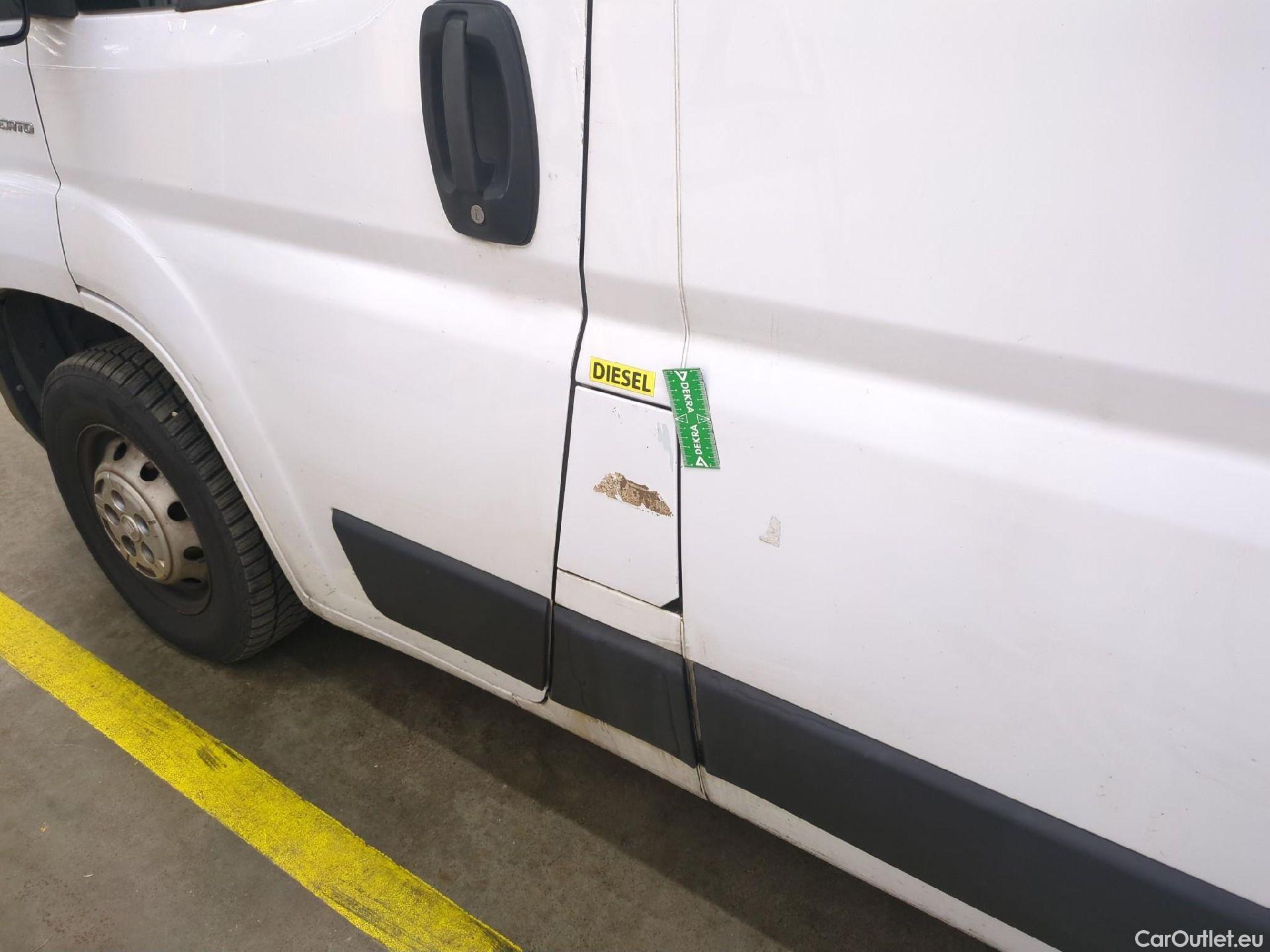  Fiat  Ducato FIAT  / 2014 / 4P / Fourgon tôlé 3.0 M H2 2.3 Multijet 120 Pack Pro Nav #28