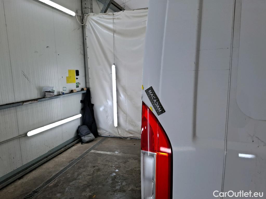  Fiat  Ducato FIAT   2014  4P  Fourgon tôlé Maxi 35 XL H2 23 Mjet 140 Pack Pro Nav #27