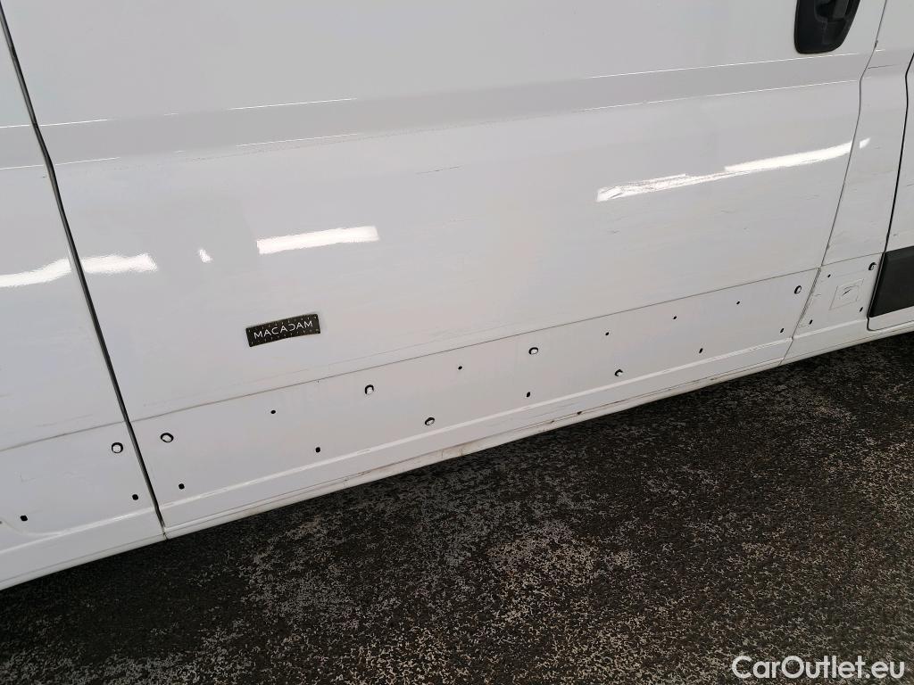  Fiat  Ducato FIAT  VU 4p Fourgon 30 M H2 20 Multijet 115 Pack Pro Nav #49