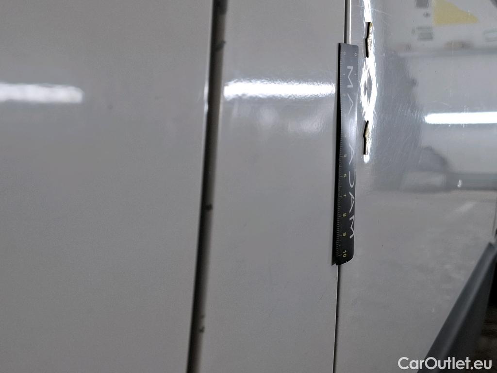  Land Rover  Discovery CITROEN Jumper Châssis Cabine DC/2019/4P/CDC &35 L3 BlueHDi 120 S&S BVM6 Control #42