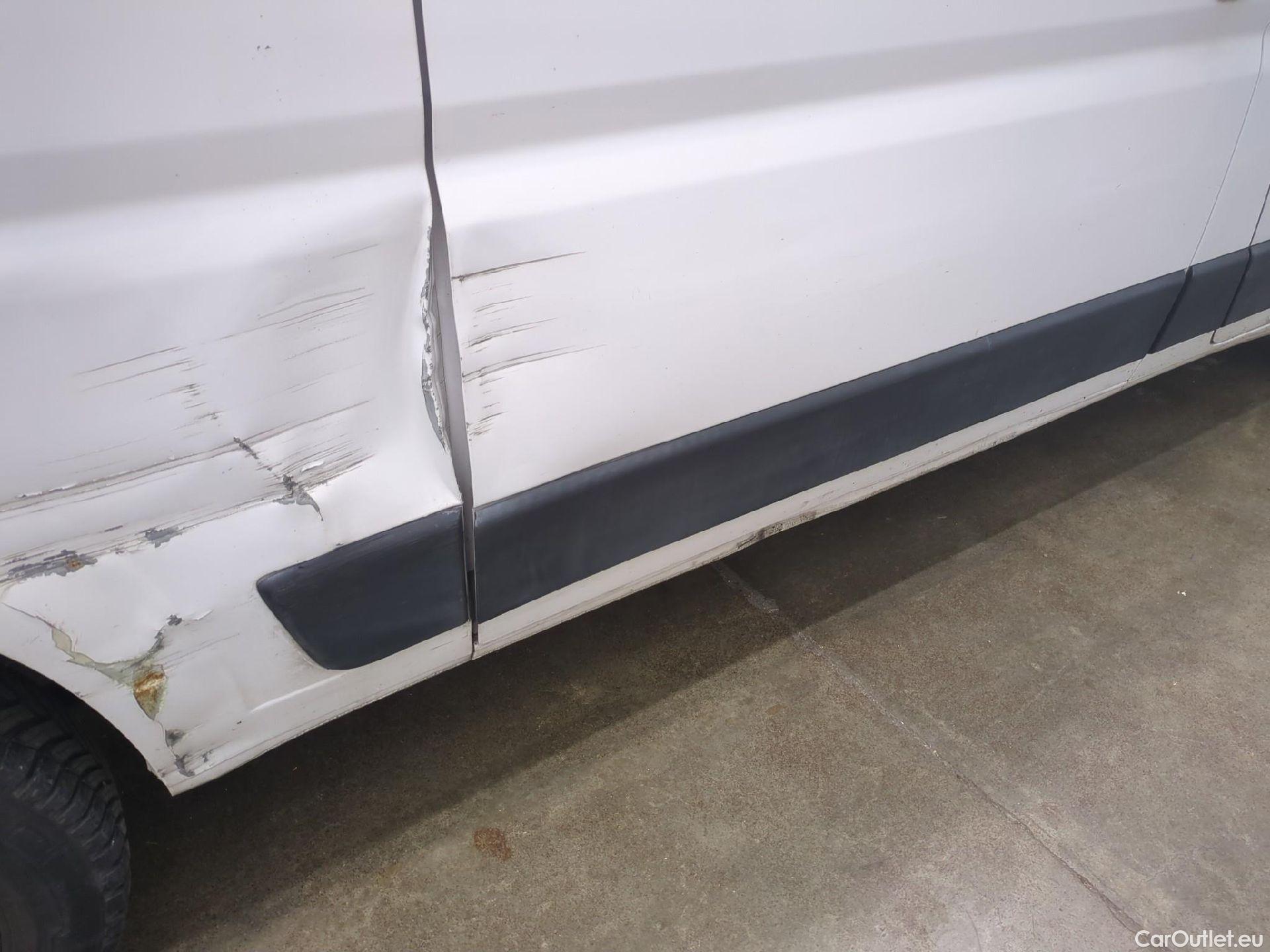  Fiat  Ducato FIAT  / 2014 / 4P / Fourgon tôlé 3.0 M H2 2.3 Multijet 120 Pack Pro Nav #65