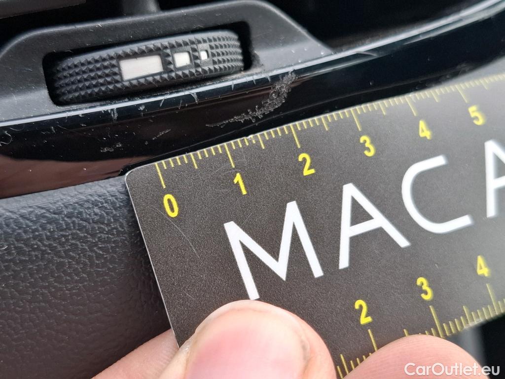  Peugeot  208  Affaire Premium Pack 1.2 80CV BVM5 E6dT #18