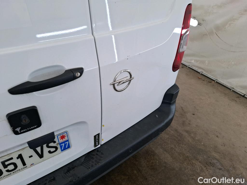  Opel  Combo OPEL  / 2018 / 4P / Fourgonnette 1.5 diesel 100chL1H1/stand CARGO PACK C #58
