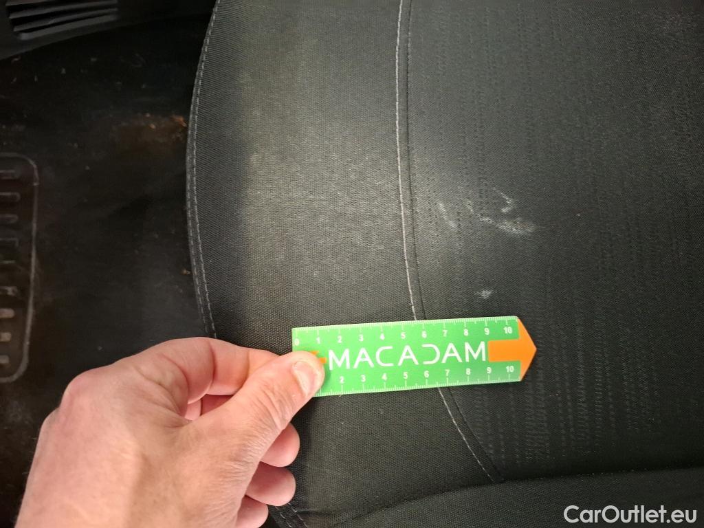  Peugeot  208  Affaire Premium 1.5 HDi 100CV BVM5 E6dT #17