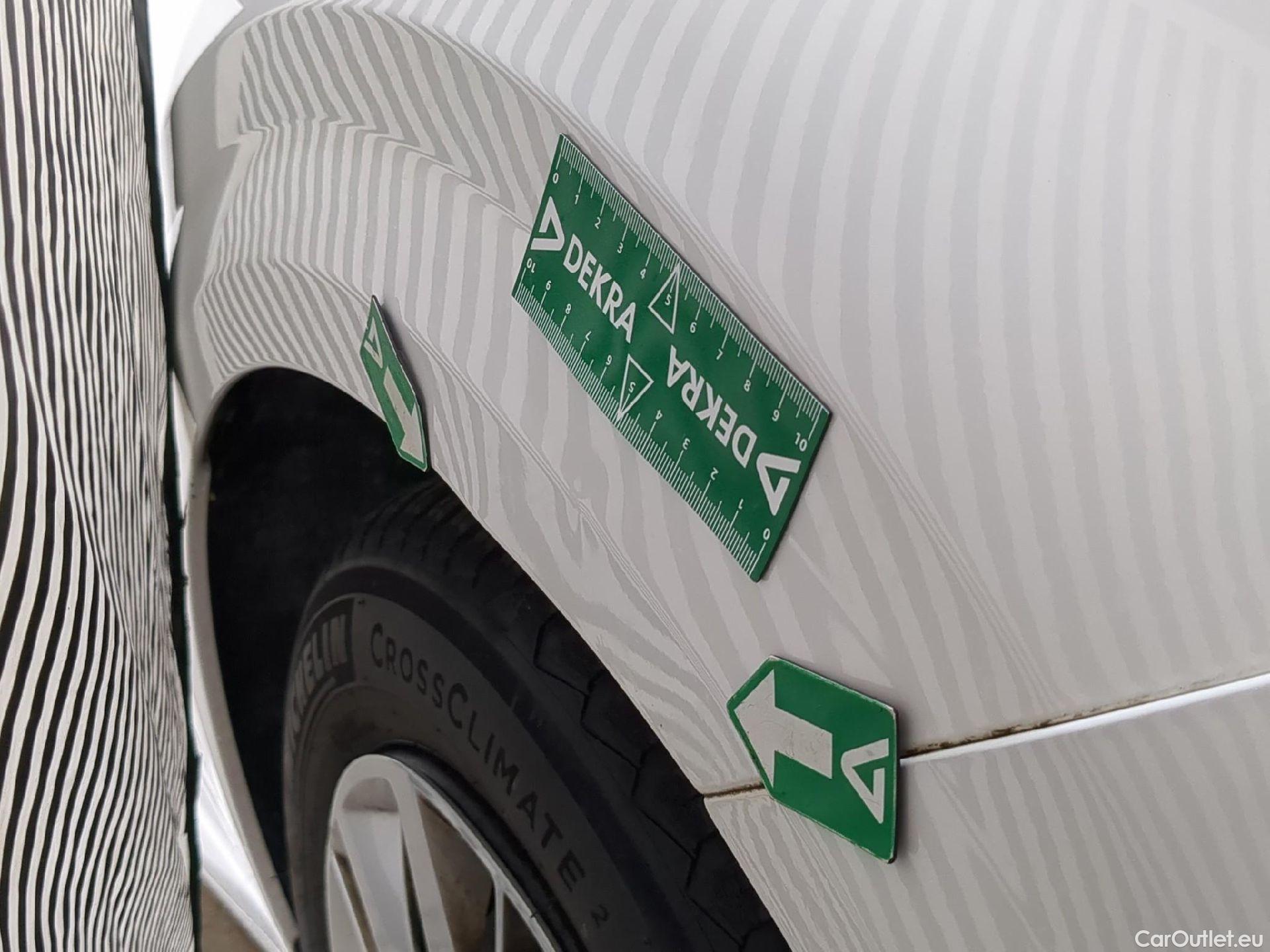  Peugeot  208  Premium 1.5 HDi 100CV BVM6 E6d #10