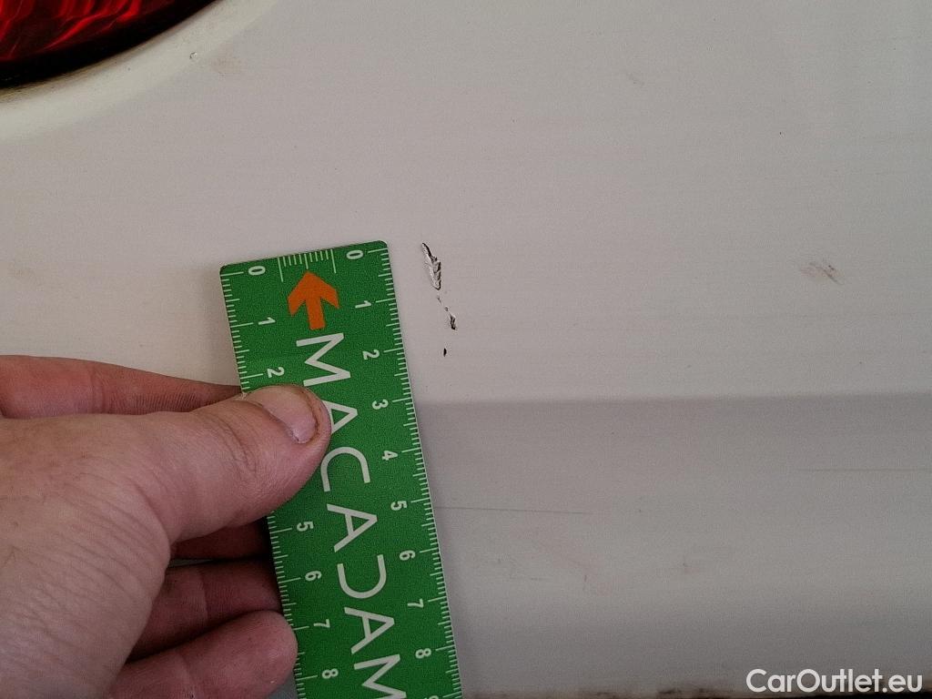  Peugeot  208  Affaire Premium Pack 1.6 HDi 75CV BVM5 E6 #10