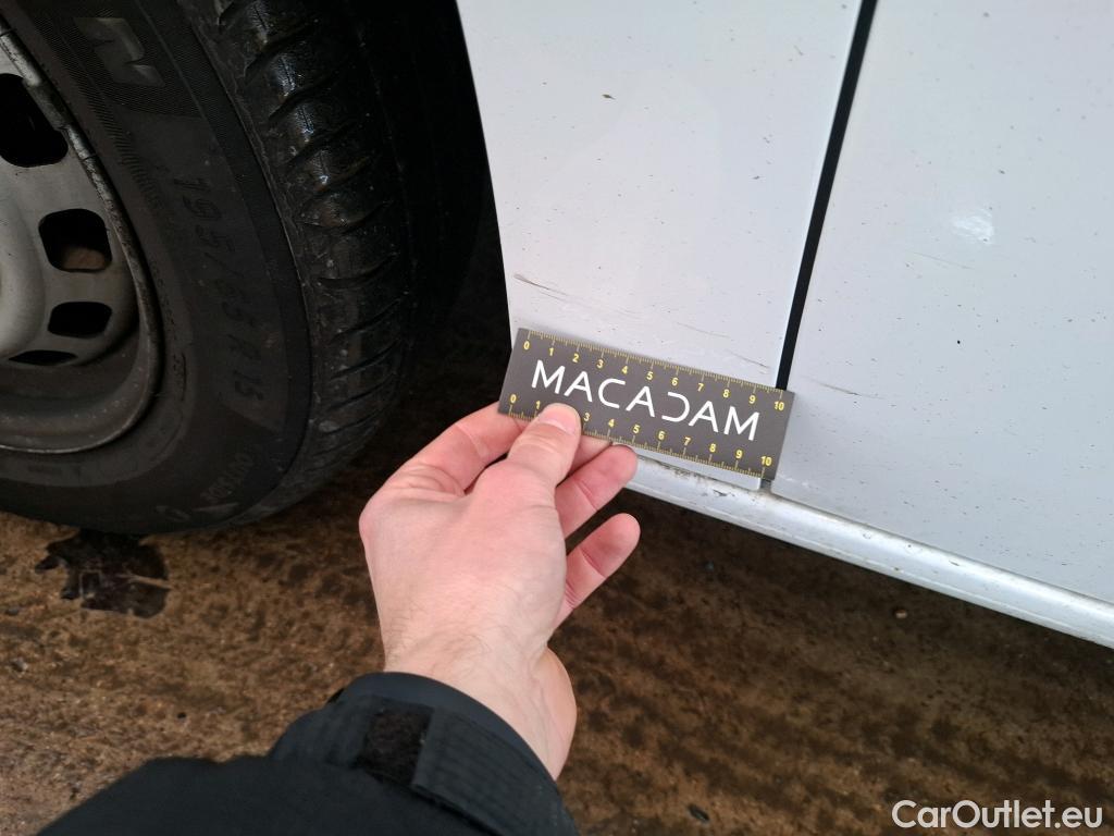  Opel  Combo OPEL  / 2018 / 4P / Fourgonnette 1.5 diesel 100chL1H1/stand CARGO PACK C #74