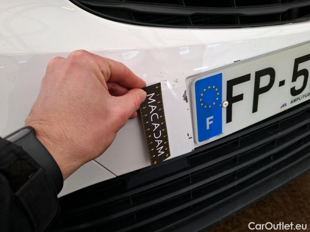  Opel  Combo OPEL  / 2018 / 4P / Fourgonnette 1.5 diesel 100chL1H1/stand CARGO PACK C #19