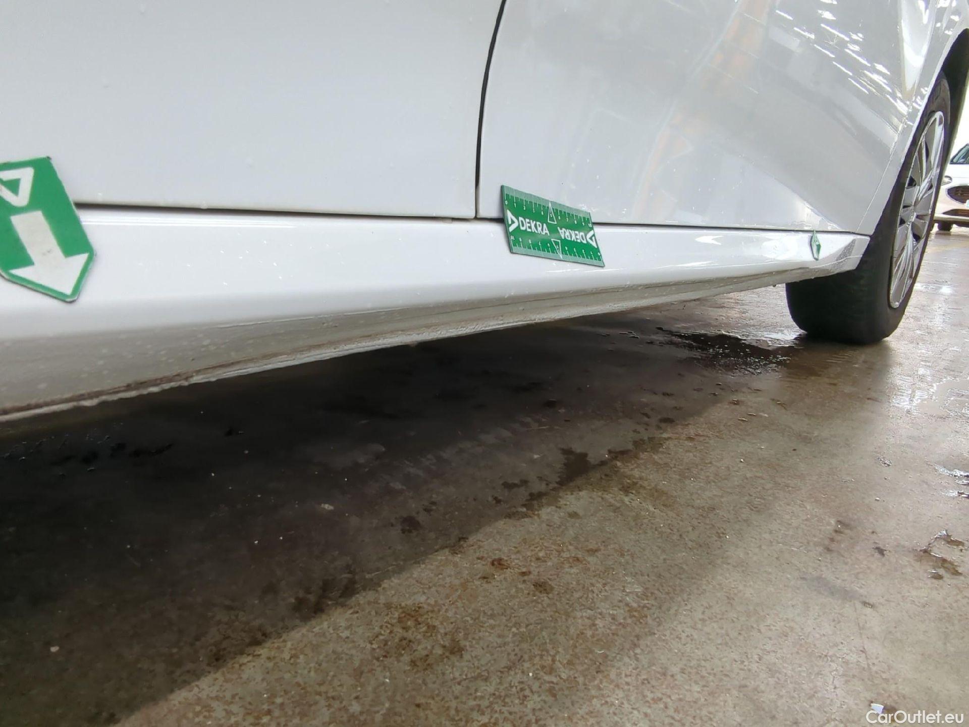  Peugeot  208  Premium 1.5 HDi 100CV BVM6 E6d #6