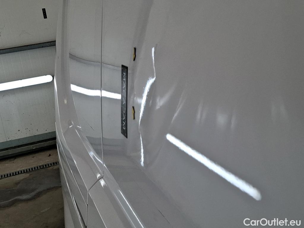  Opel  Combo OPEL  / 2018 / 4P / Fourgonnette 1.5 diesel 100chL1H1/stand CARGO PACK C #54