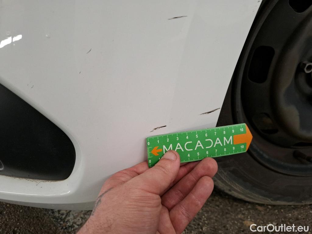  Peugeot  208  Affaire Premium Pack 1.6 HDi 75CV BVM5 E6 #2