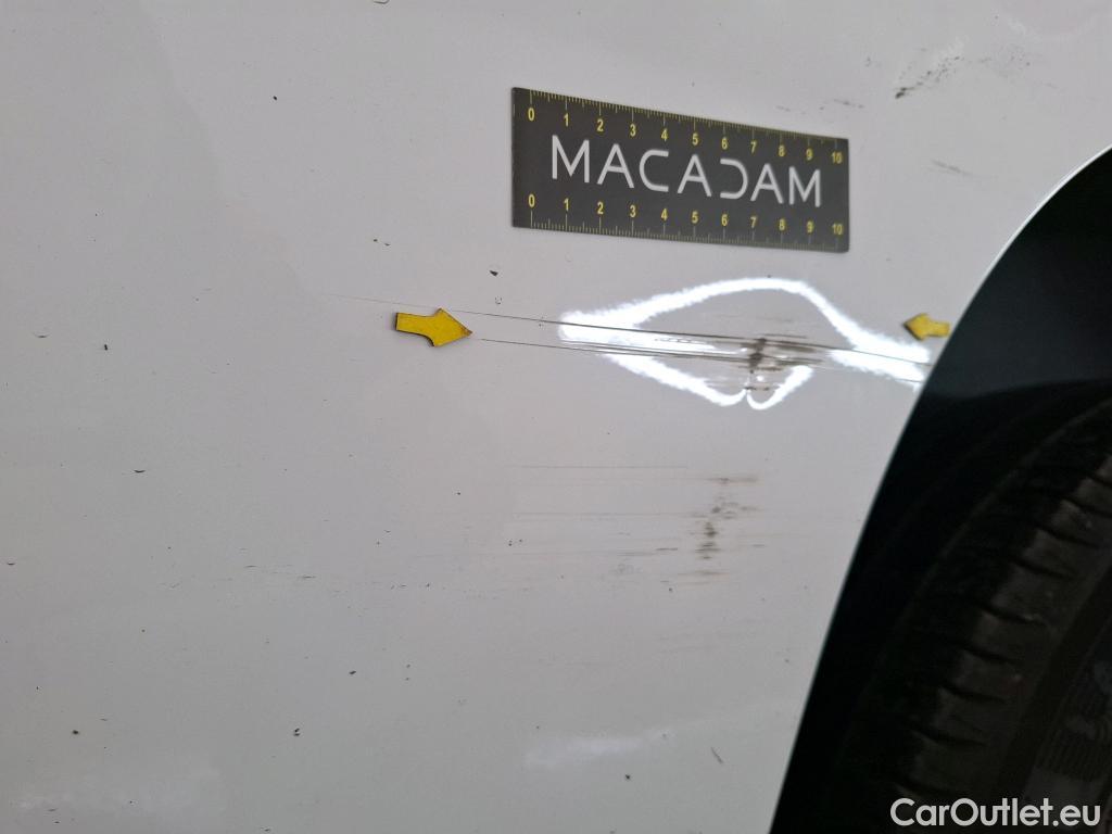  Opel  Combo OPEL  / 2018 / 4P / Fourgonnette 1.5 diesel 100chL1H1/stand CARGO PACK C #4