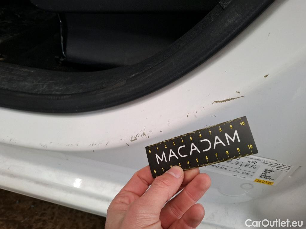  Opel  Combo OPEL  / 2018 / 4P / Fourgonnette 1.5 diesel 100chL1H1/stand CARGO PACK C #34