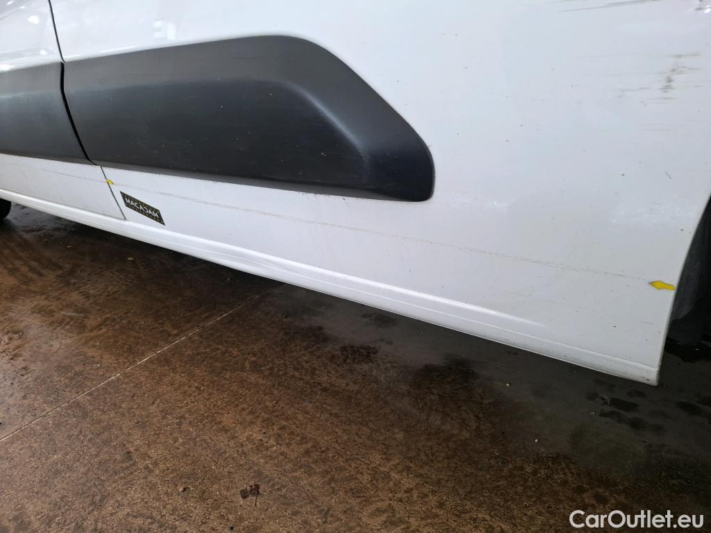  Opel  Combo OPEL  / 2018 / 4P / Fourgonnette 1.5 diesel 100chL1H1/stand CARGO PACK C #6