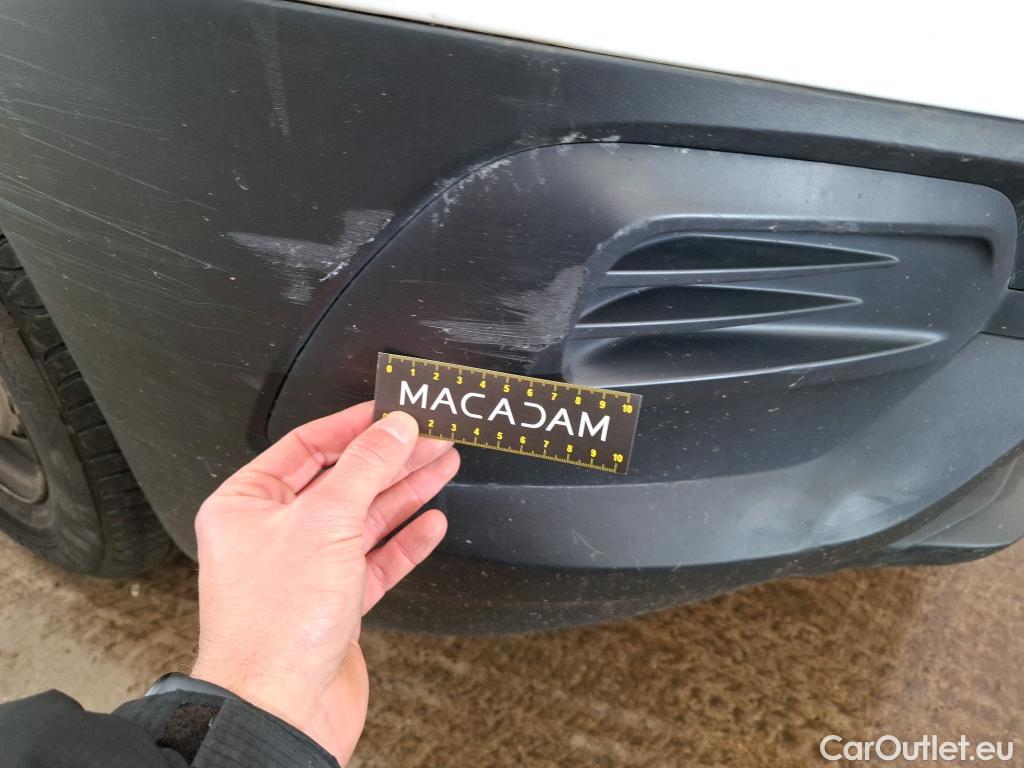  Opel  Combo OPEL  / 2018 / 4P / Fourgonnette 1.5 diesel 100chL1H1/stand CARGO PACK C #83