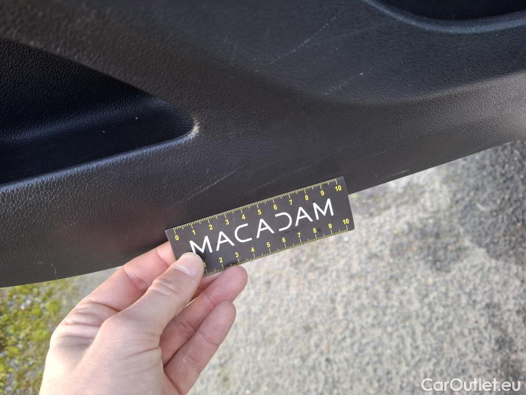  Opel  Combo OPEL  / 2018 / 4P / Fourgonnette 1.5 diesel 100chL1H1/stand CARGO PACK C #78