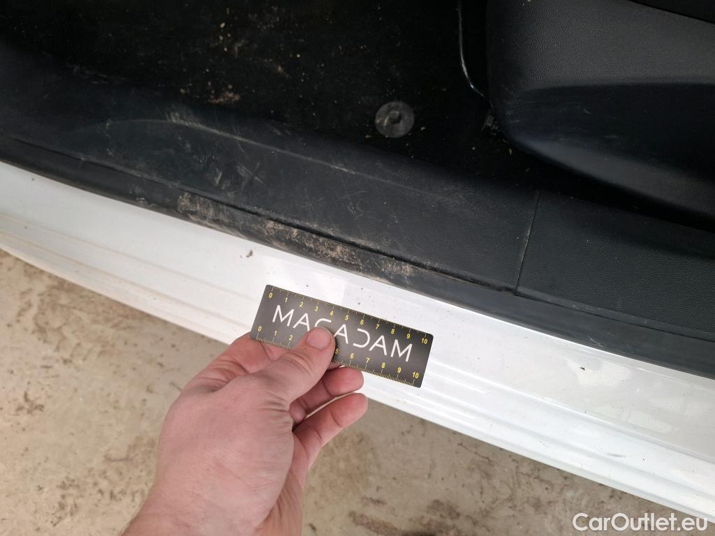  Peugeot  208  Affaire Premium Pack 1.2 80CV BVM5 E6dT #10