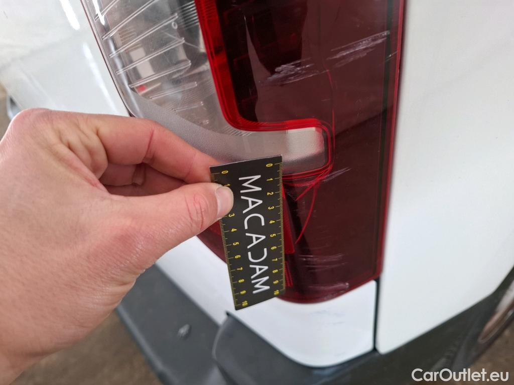  Opel  Combo OPEL  / 2018 / 4P / Fourgonnette 1.5 diesel 100chL1H1/stand CARGO PACK C #27