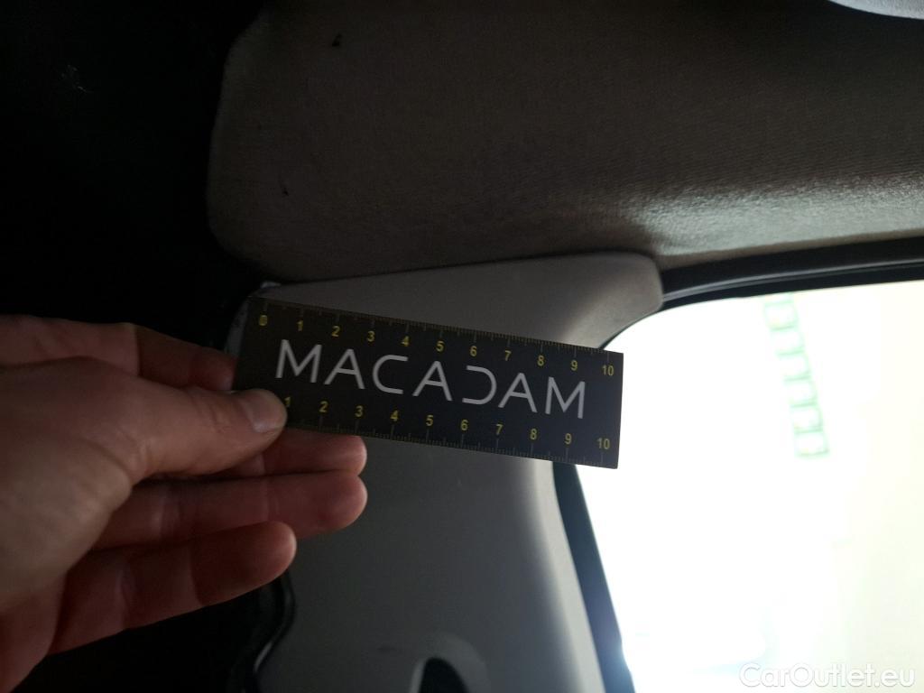  Opel  Combo OPEL  / 2018 / 4P / Fourgonnette 1.5 diesel 100chL1H1/stand CARGO PACK C #66