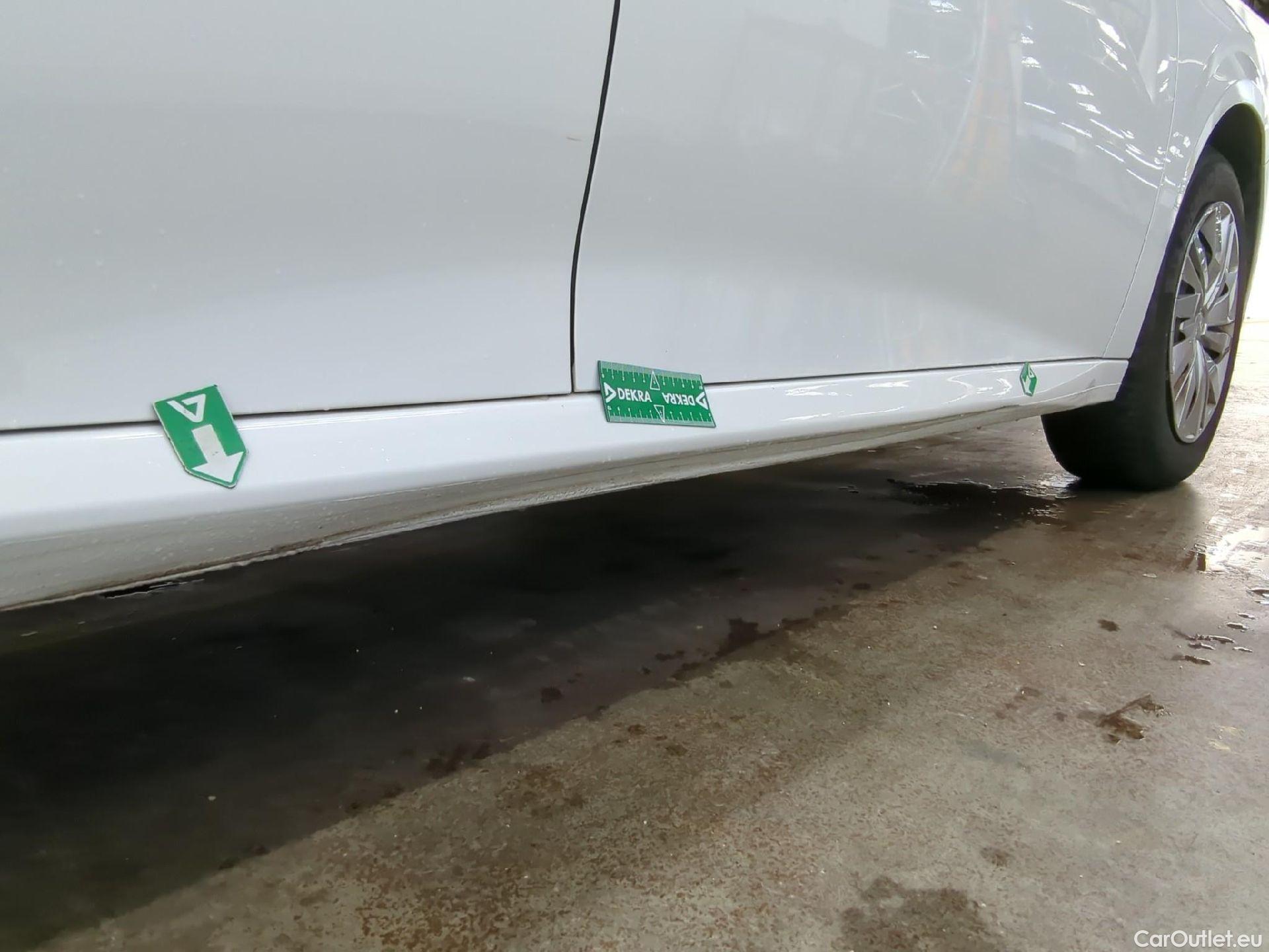  Peugeot  208  Premium 1.5 HDi 100CV BVM6 E6d #7