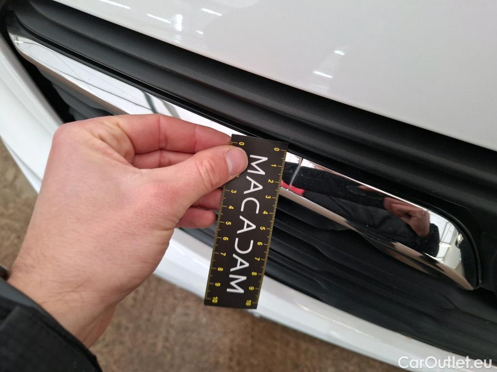  Opel  Combo OPEL  / 2018 / 4P / Fourgonnette 1.5 diesel 100chL1H1/stand CARGO PACK C #30