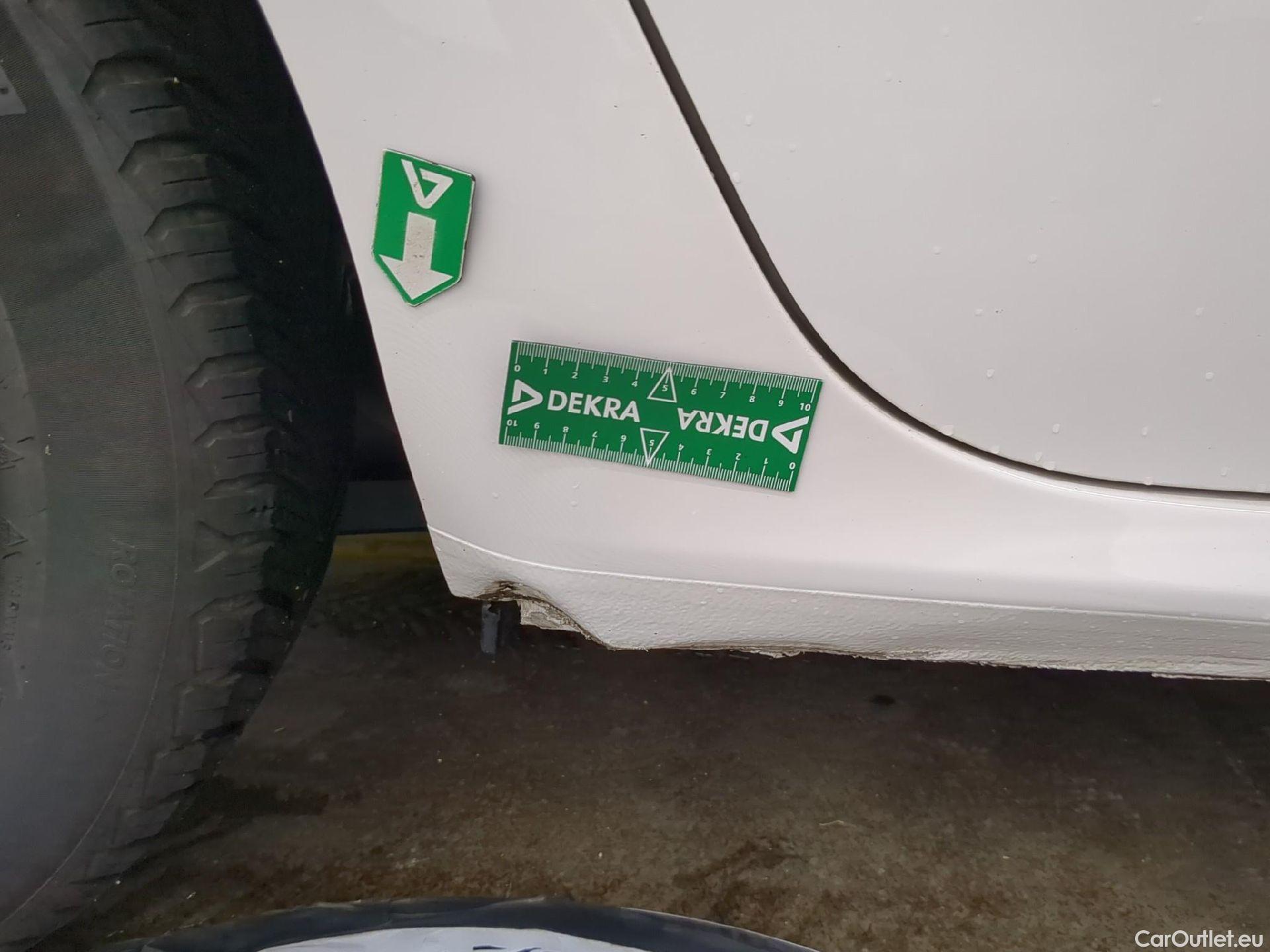  Peugeot  208  Premium 1.5 HDi 100CV BVM6 E6d #5