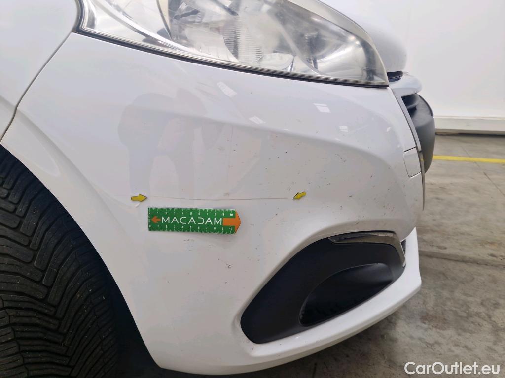  Peugeot  208  Affaire Premium Pack 1.5 HDi 100CV BVM6 E6dT #11